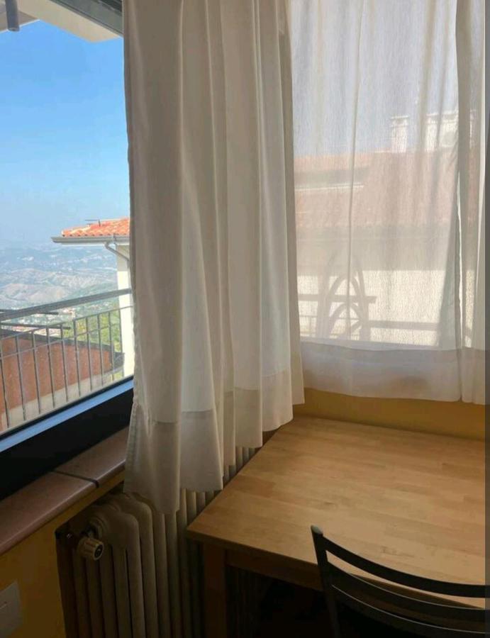 Above The Sky - Flying Apartment San Marino Zewnętrze zdjęcie